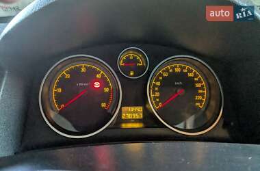 Универсал Opel Astra 2005 в 