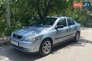 Седан Opel Astra 2006 в Харкові