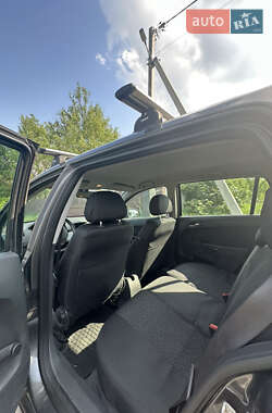 Универсал Opel Astra 2011 в 