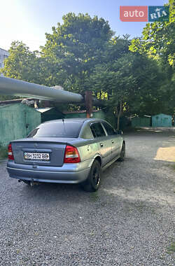 Седан Opel Astra 2007 в 