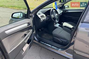 Універсал Opel Astra 2009 в 