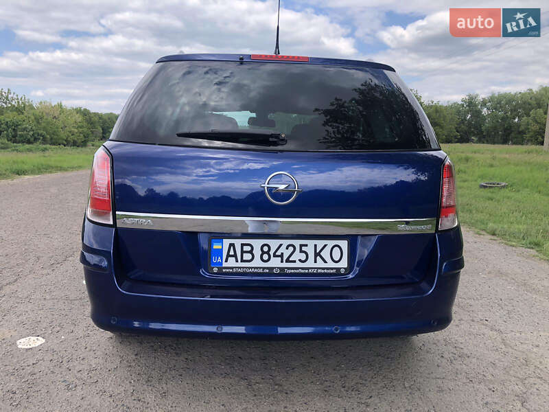 Універсал Opel Astra 2005 в Ямполі