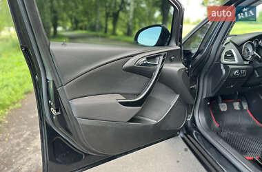 Универсал Opel Astra 2014 в 
