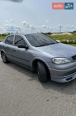 Седан Opel Astra 2007 в 