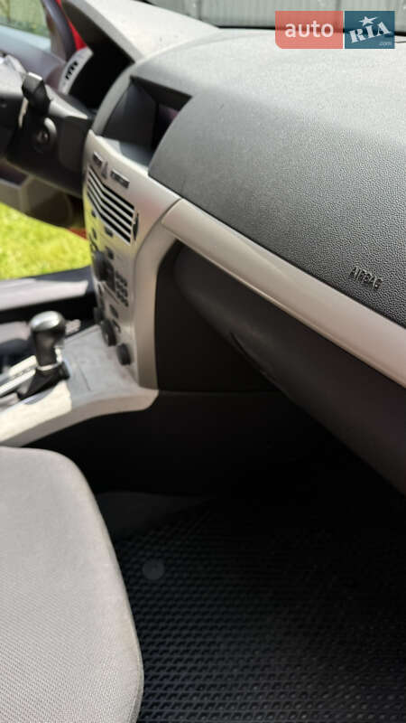 Універсал Opel Astra 2008 в Сваляві фото 15 Універсал Opel Astra 2008 в Сваляві