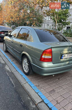 Седан Opel Astra 2006 в Києві