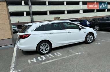 Универсал Opel Astra 2019 в 