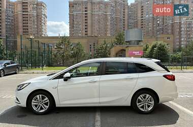 Универсал Opel Astra 2019 в 