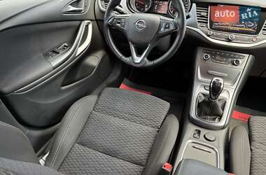 Универсал Opel Astra 2019 в 