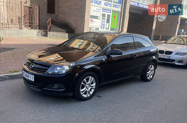 Купе Opel Astra 2005 в Києві