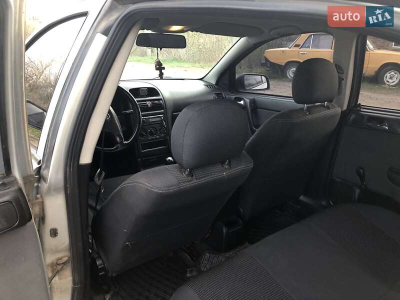 Седан Opel Astra 2008 в Харкові