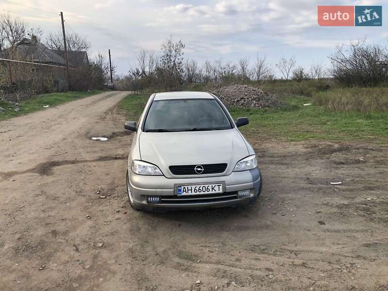 Седан Opel Astra 2008 в Харкові
