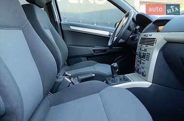 Универсал Opel Astra 2008 в 