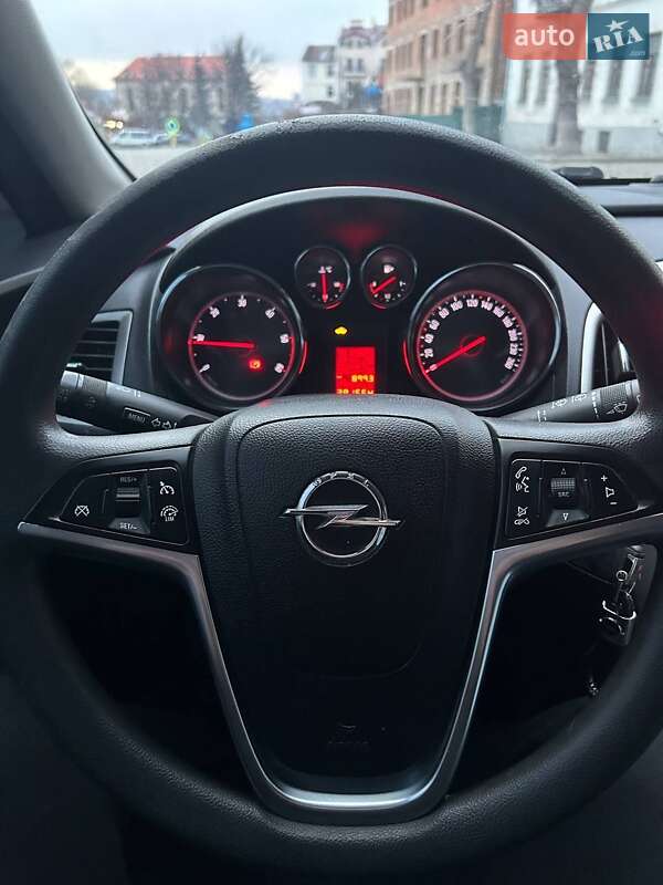 Универсал Opel Astra 2012 в Каменец-Подольском фото 7 Универсал Opel Astra 2012 в Каменец-Подольском