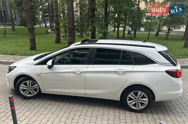 Универсал Opel Astra 2019 в 