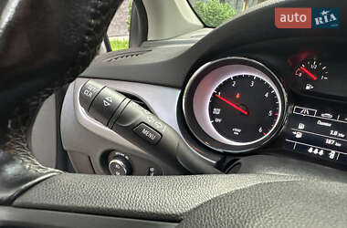Универсал Opel Astra 2019 в 
