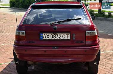 Хэтчбек Opel Astra 1992 в 
