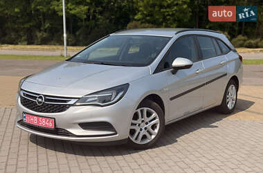 Универсал Opel Astra 2019 в 