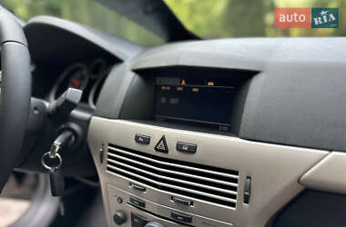Универсал Opel Astra 2009 в 