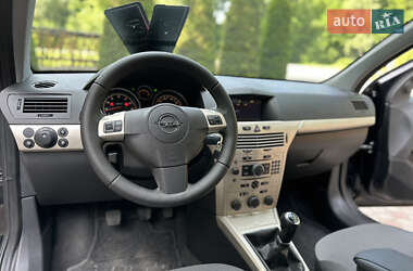 Универсал Opel Astra 2009 в 