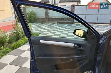 Универсал Opel Astra 2007 в 