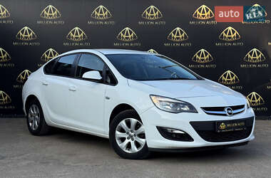 Седан Opel Astra 2020 в Києві