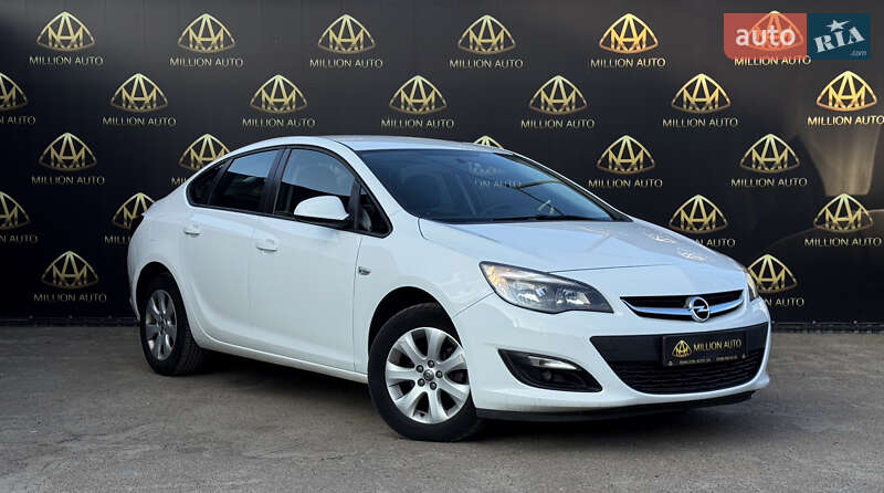 Opel Astra 2020