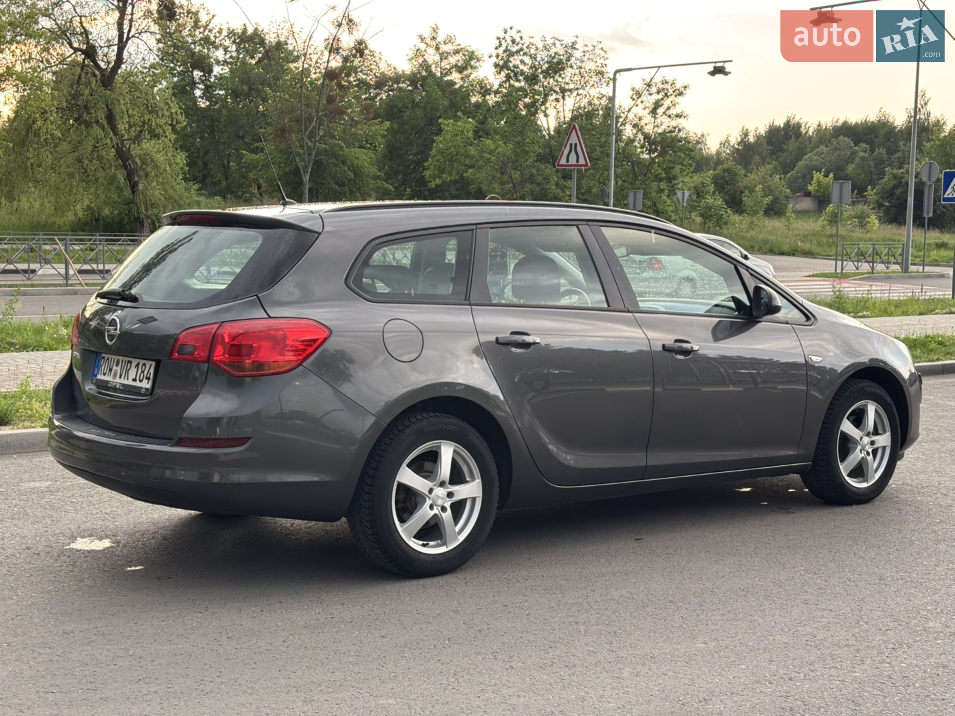 2011 Opel Astra - мініатюра 6