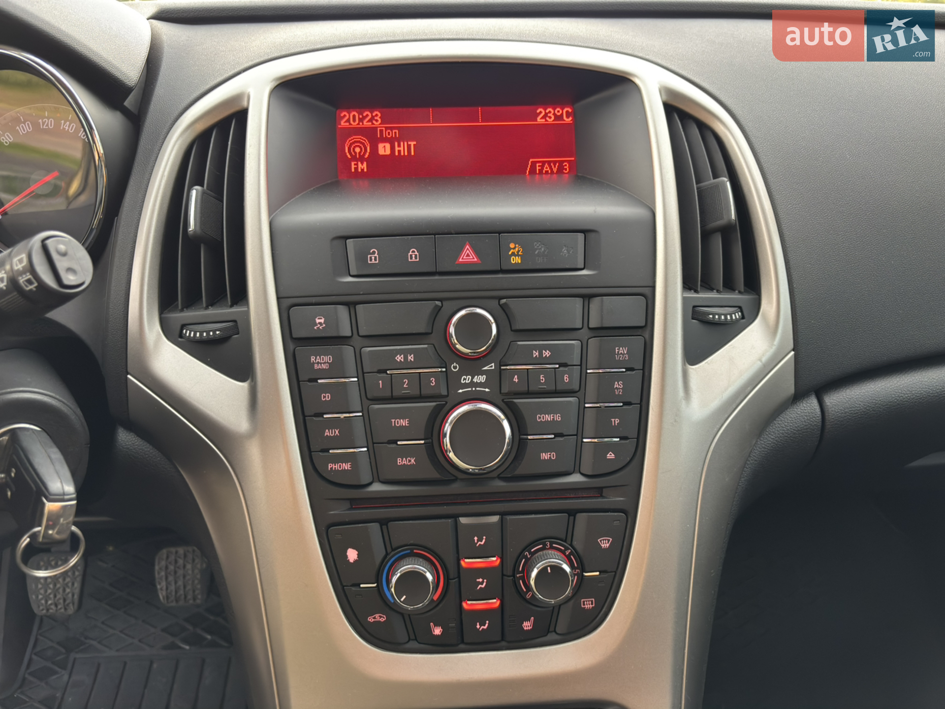 2011 Opel Astra - мініатюра 16