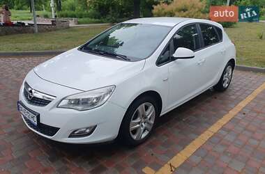 Хэтчбек Opel Astra 2011 в Кропивницком