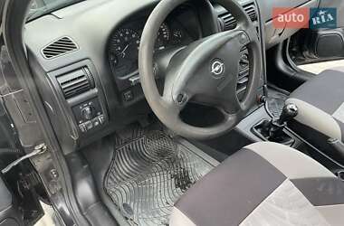 Седан Opel Astra 2008 в 