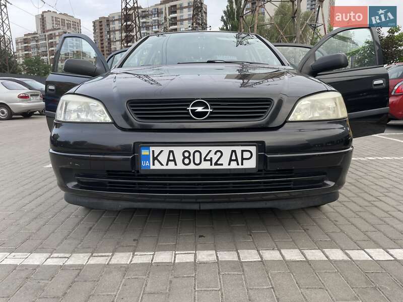 Opel Astra 2008