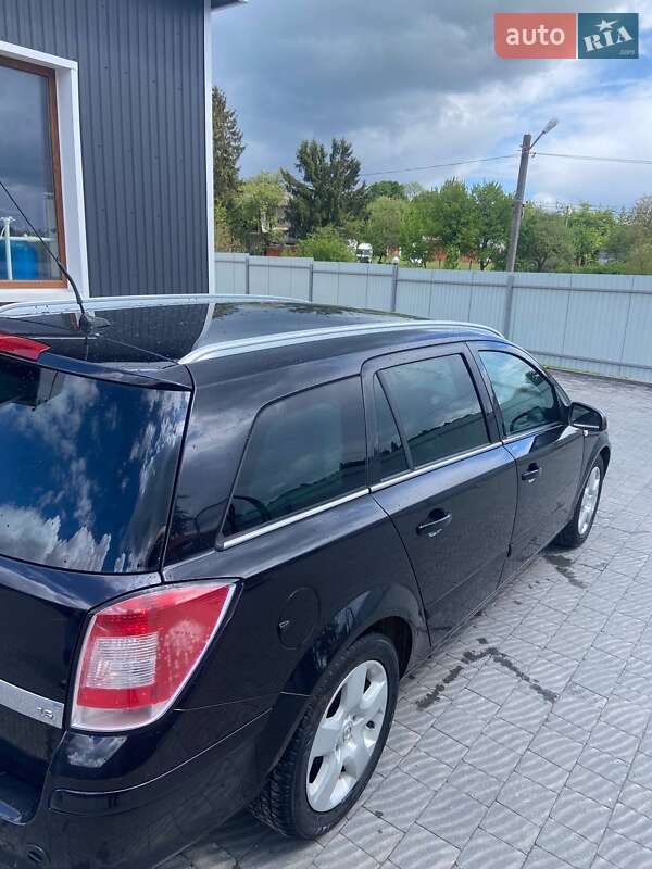 Универсал Opel Astra 2007 в Львове