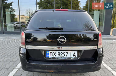 Универсал Opel Astra 2005 в 
