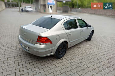 Седан Opel Astra 2008 в 