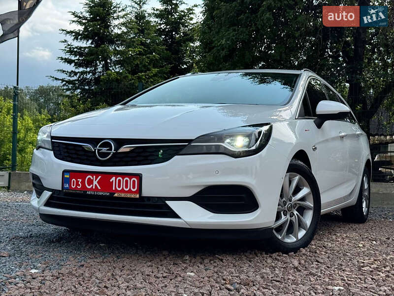 Универсал Opel Astra 2021 в Дрогобыче