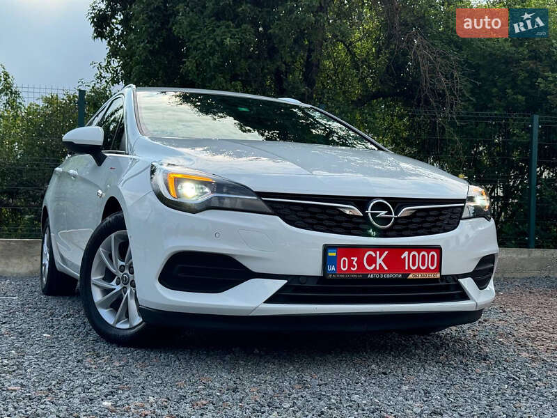 Универсал Opel Astra 2021 в Дрогобыче