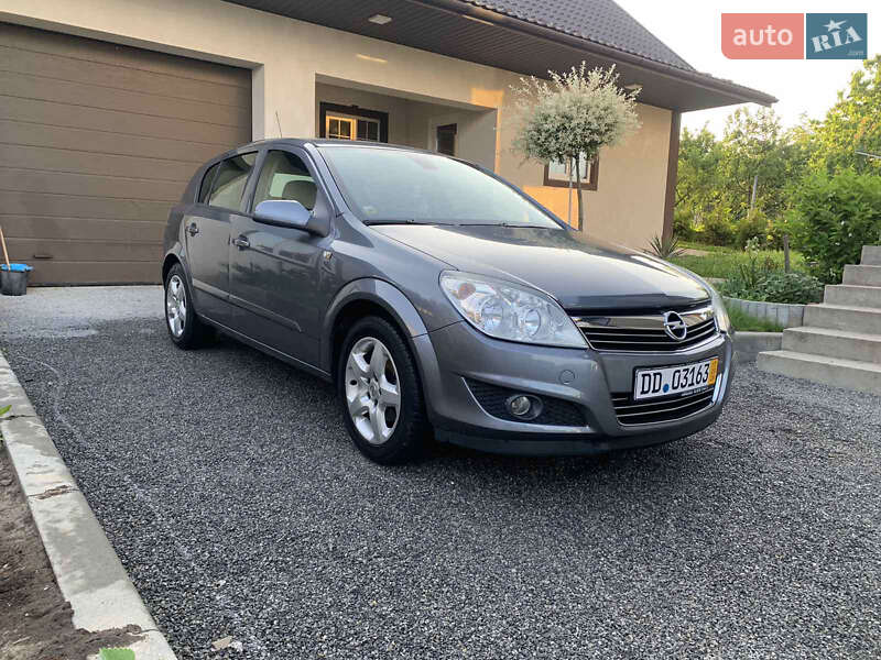 Opel Astra 2007