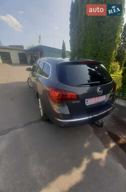Универсал Opel Astra 2016 в 