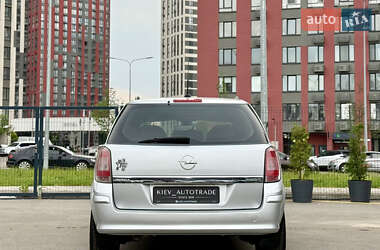 Универсал Opel Astra 2009 в 