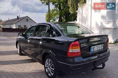 Седан Opel Astra 2008 в 