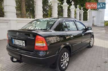 Седан Opel Astra 2008 в 