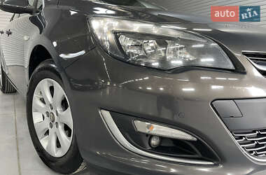 Универсал Opel Astra 2015 в 