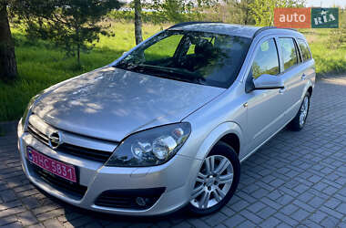 Универсал Opel Astra 2006 в 