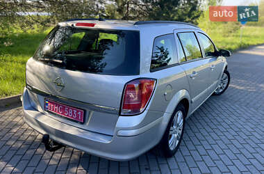Универсал Opel Astra 2006 в 