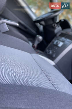Универсал Opel Astra 2006 в 