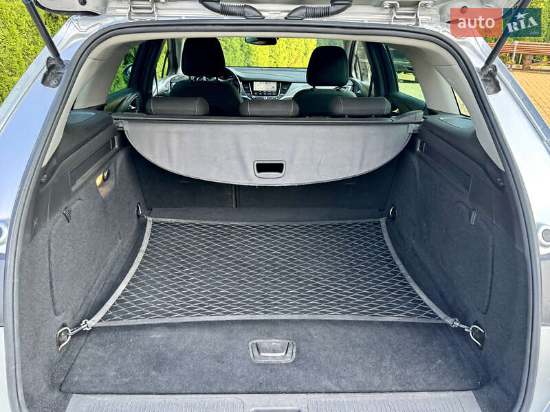 Универсал Opel Astra 2018 в Трускавце