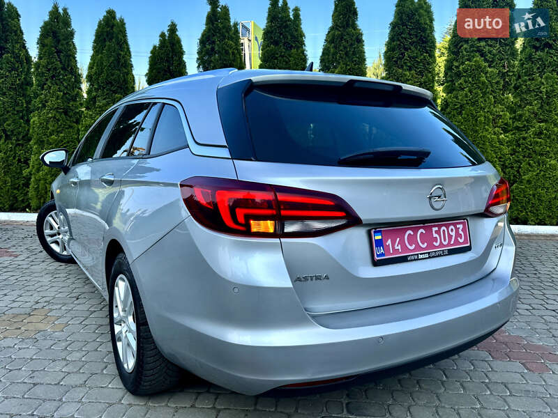 Универсал Opel Astra 2018 в Трускавце