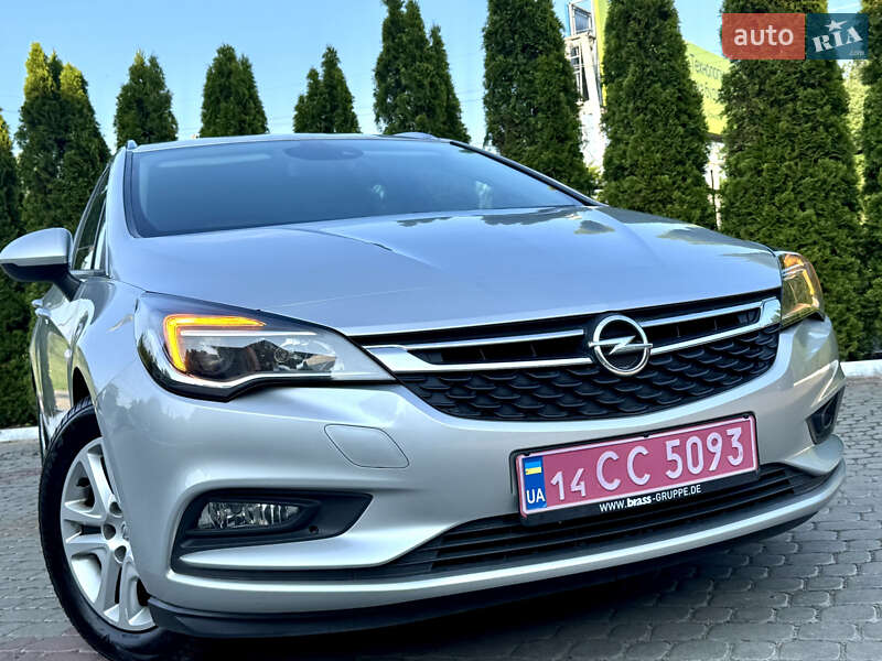 Универсал Opel Astra 2018 в Трускавце