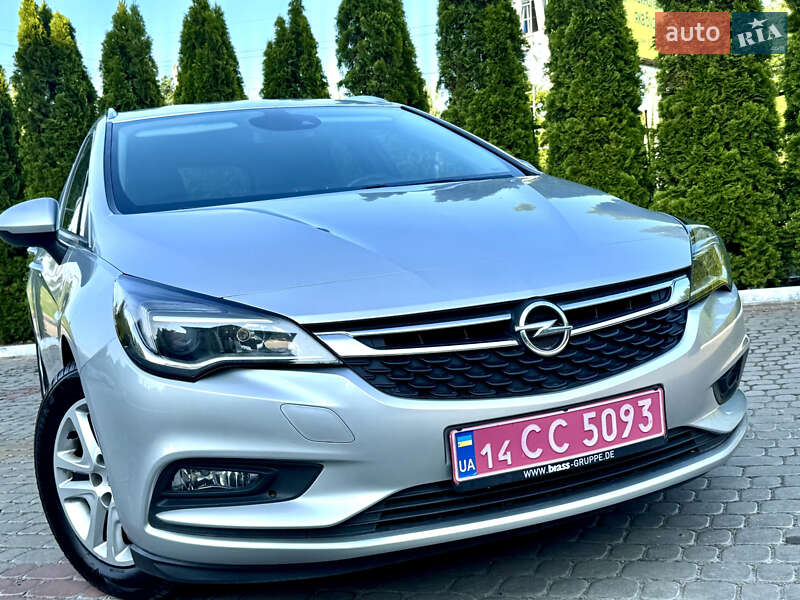 Универсал Opel Astra 2018 в Трускавце